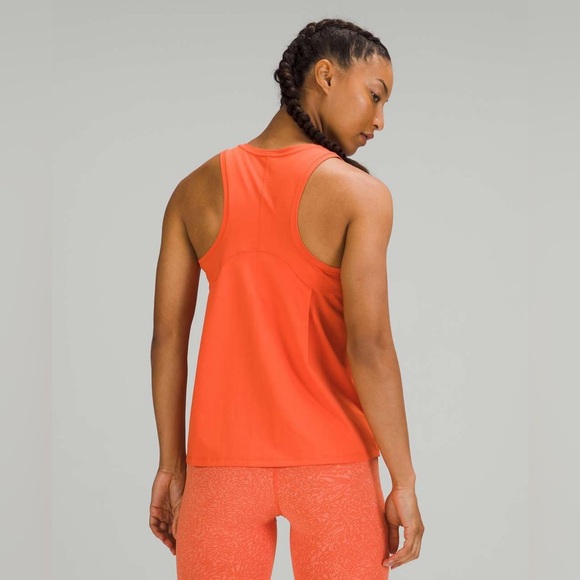 Lululemon Essential Tank Train in Warm Coral Size 4 - Picture 2 of 6